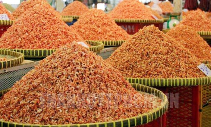 Tôm đất khô Cà Mau - Sản vật của vùng Đất Mũi